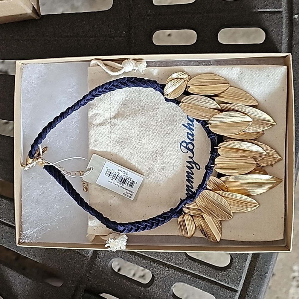 Tommy Bahama Necklace